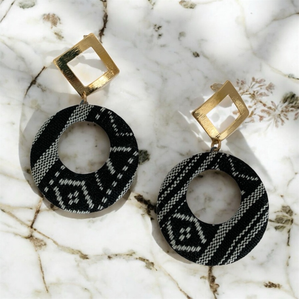 Hoop Drop Geometric Fabric Earrings Gold Tone Diamond Shaped Stud Black White